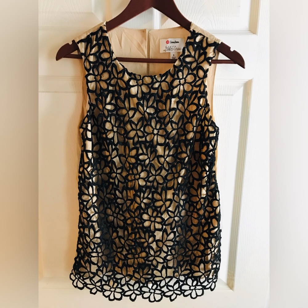 Neiman Marcus Lela Rose Sleeveless Blouse